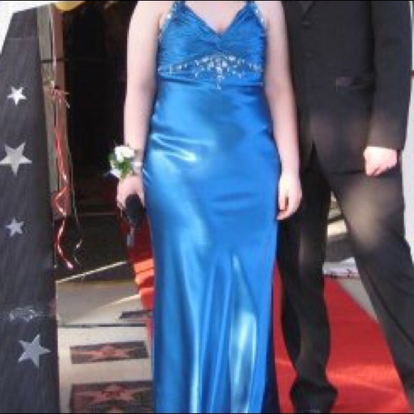Stunning Floor Length Satin Prom Dress - Picture 5 of 8